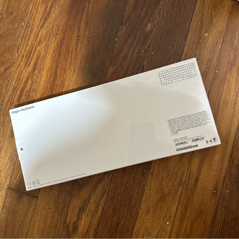 Apple Magic Keyboard - Picture 2 of 3